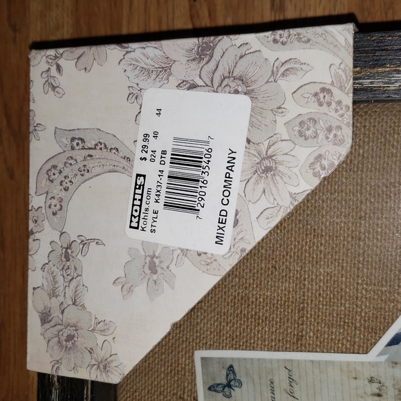 Shadow Box Decorative Linen Pins Included 11" x 14" - Picture 4 of 5